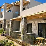 Helios & 4* Lakki (Karpathos)