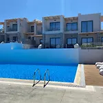 Helios & 4* Lakki (Karpathos)