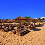 Helios & Hotel 4*