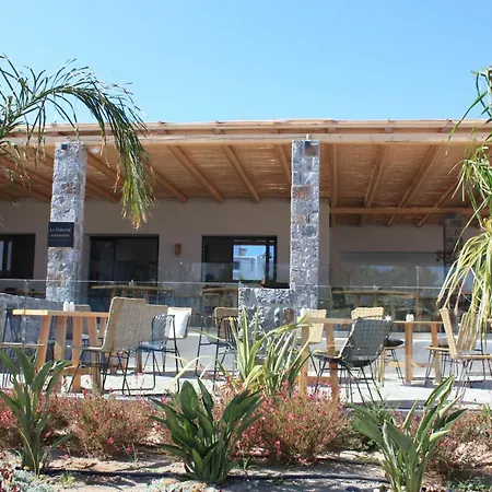 Helios & Hotel Lakki (Karpathos)