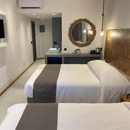 Helios & Hotel