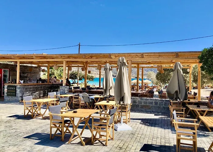 Helios & 4* Lakki (Karpathos)