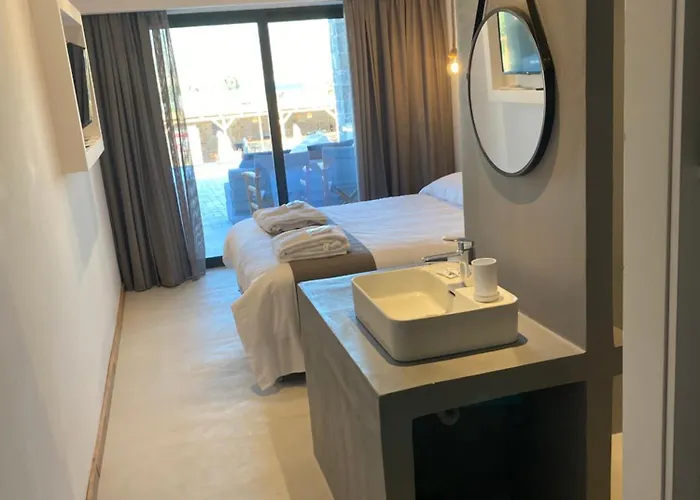 Helios & Hotell Lakki (Karpathos)