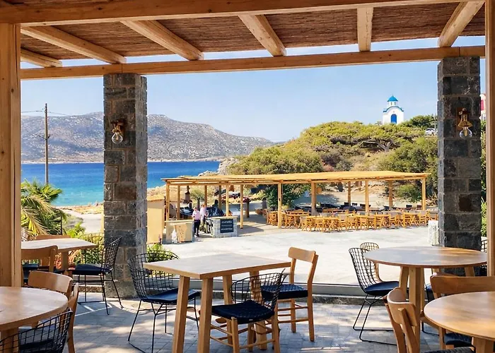 Helios & Hotell Lakki (Karpathos)